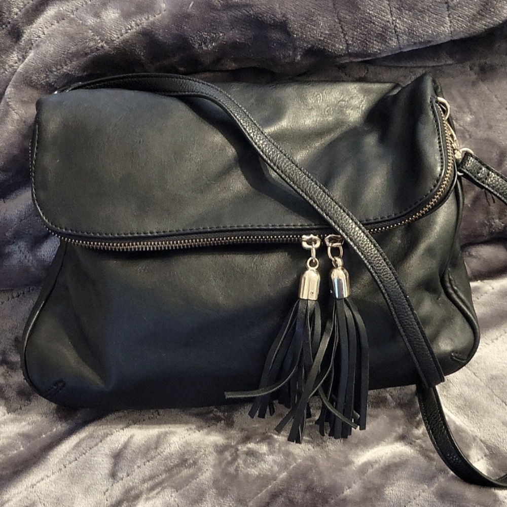 BP foldover crossbody